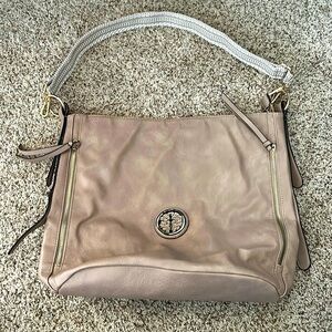 SUPER Cute purse 👜 Bag - Boutique - Unique - lots of pockets